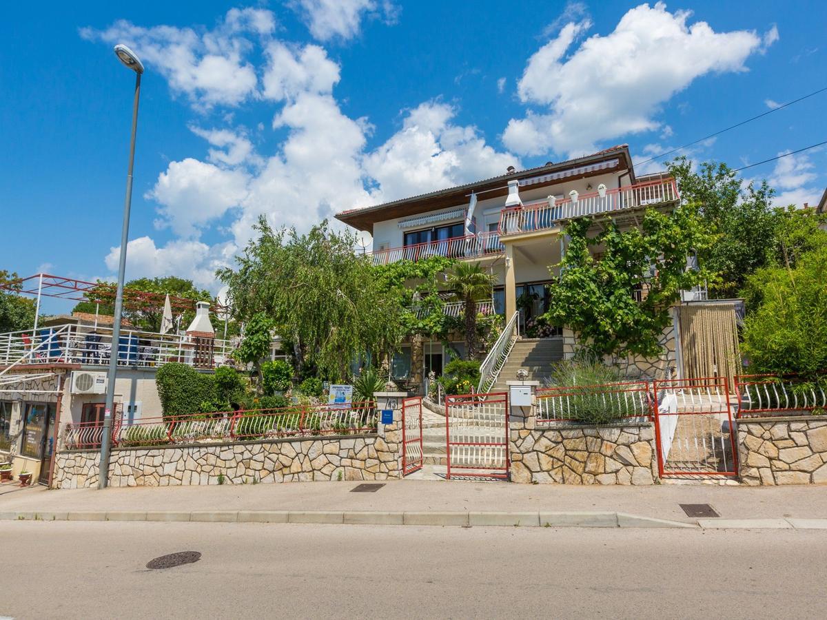 Apartments Susanne Novi Vinodolski Luaran gambar